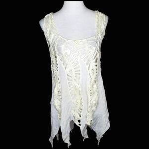 Vivid Collection of NY Vintage Boho Sharkbite Hem Crochet Top